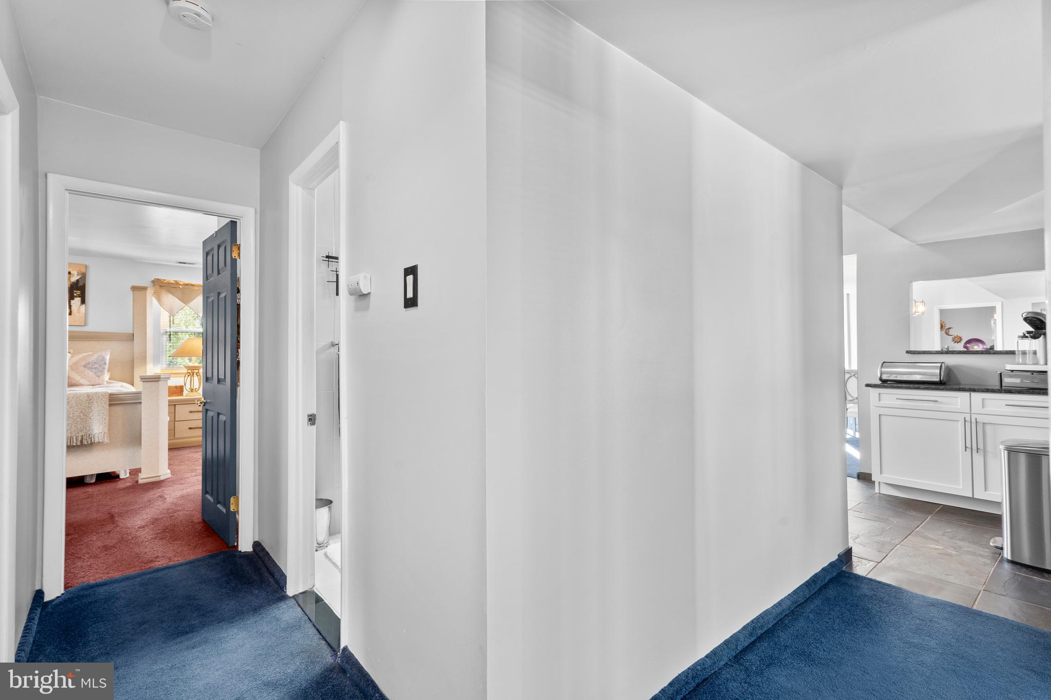 1839 HOLLANDALE DRIVE