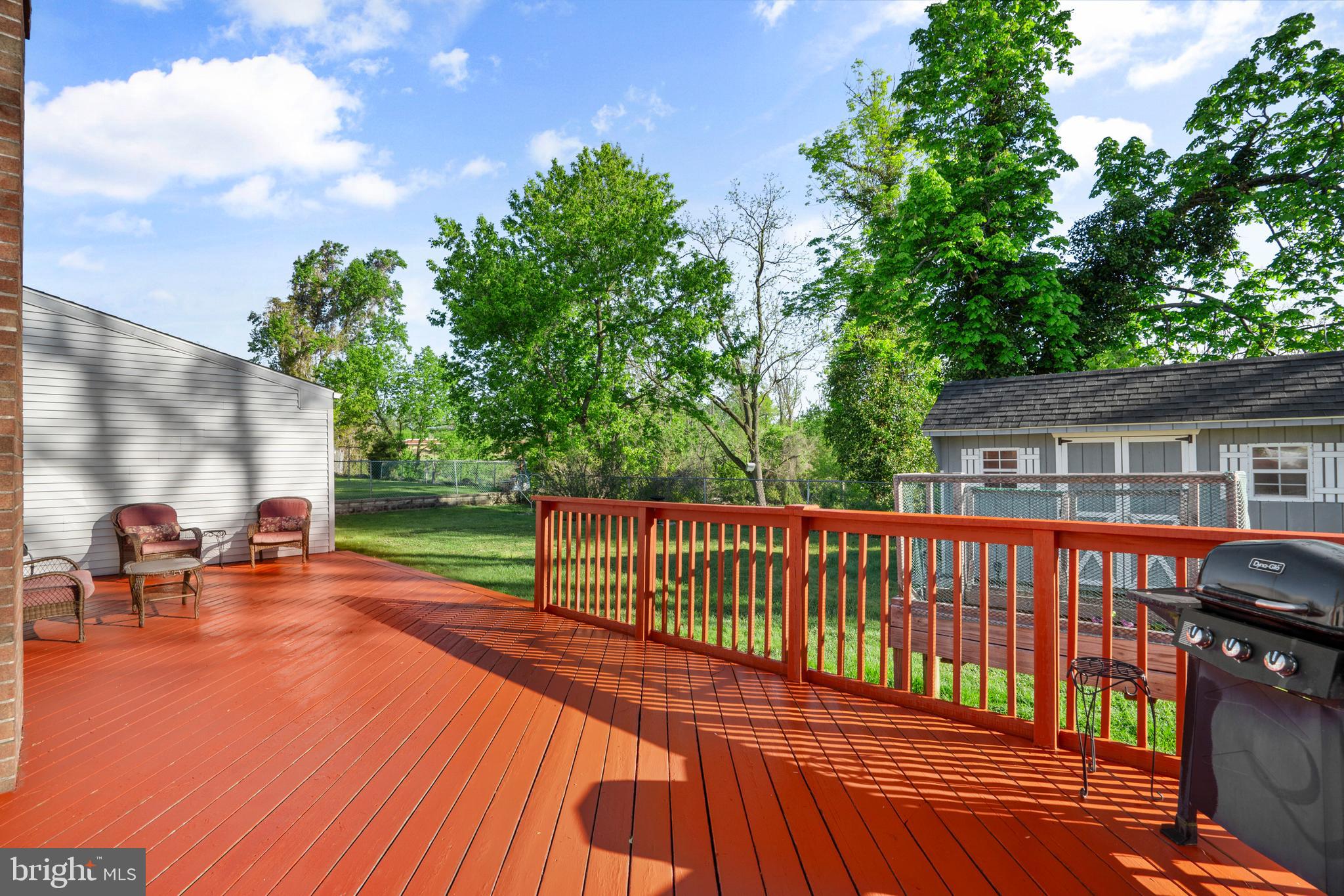 1839 HOLLANDALE DRIVE