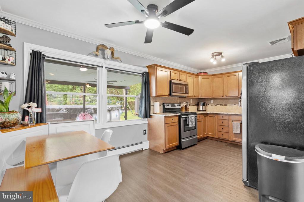 85 BUTTONWOOD LANE