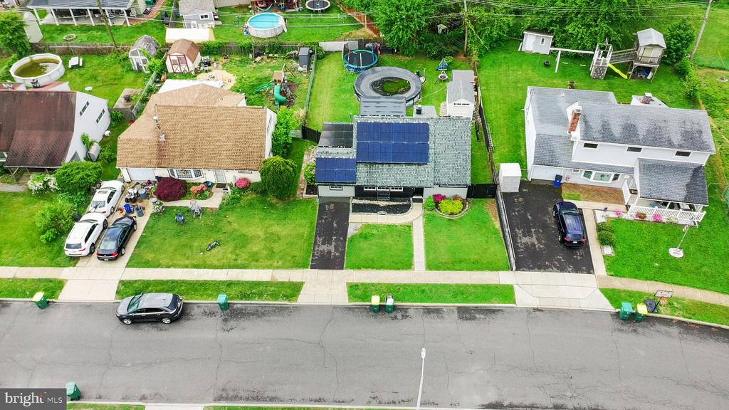 85 BUTTONWOOD LANE