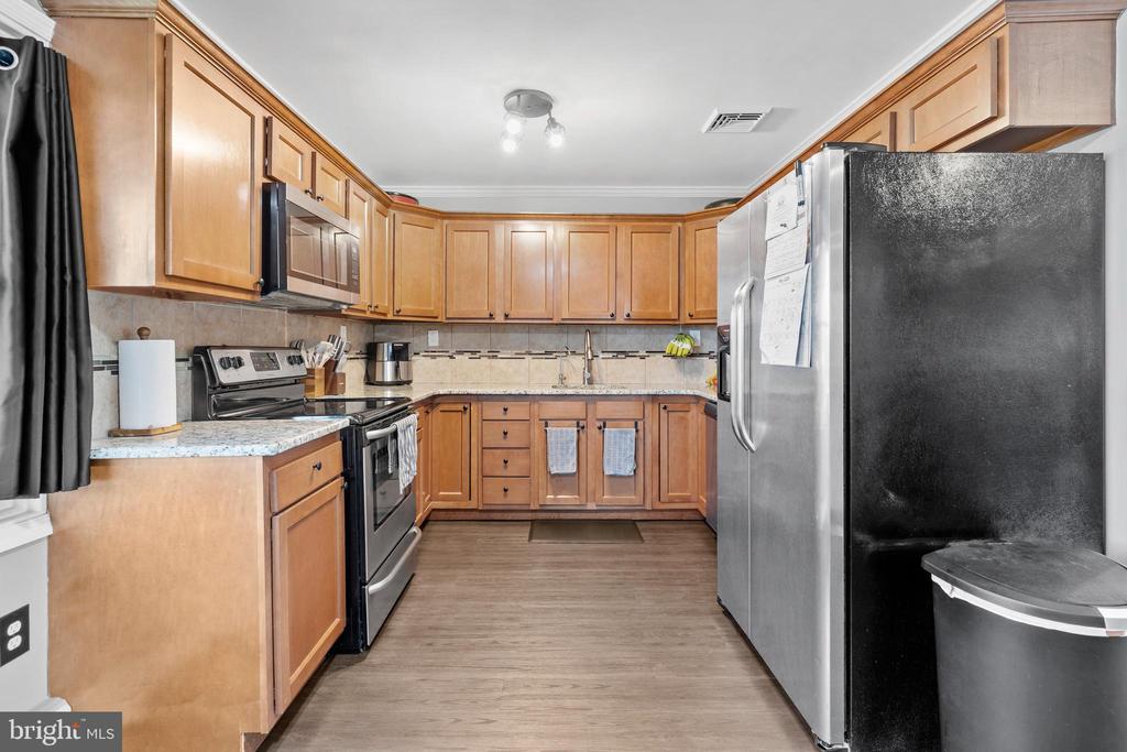85 BUTTONWOOD LANE