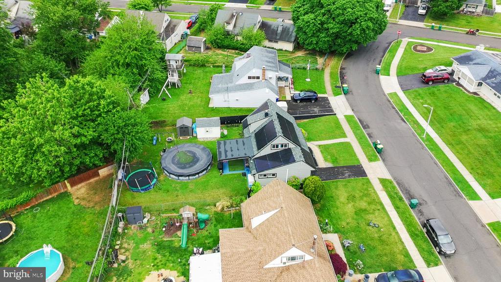 85 BUTTONWOOD LANE