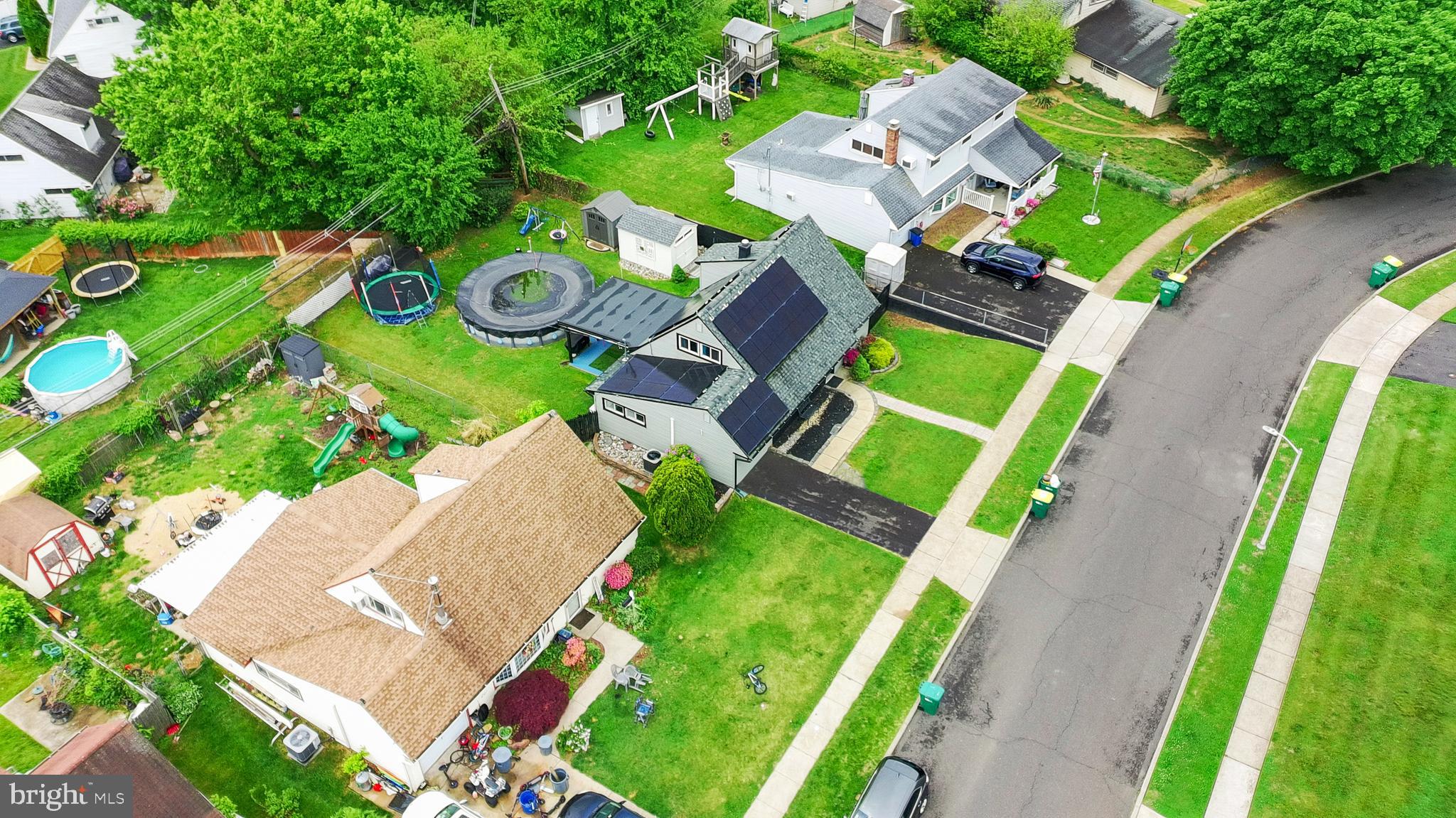85 BUTTONWOOD LANE