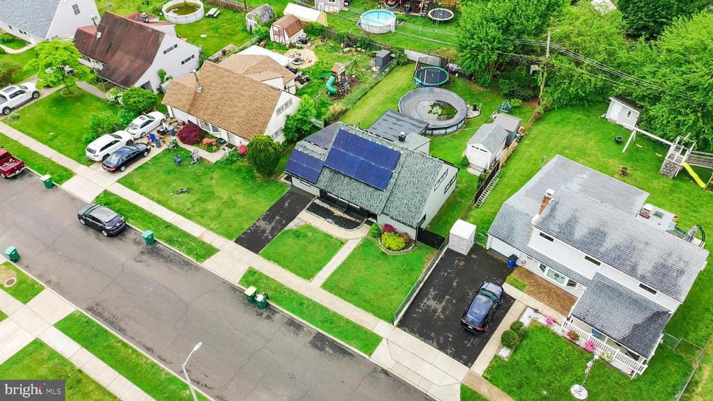 85 BUTTONWOOD LANE