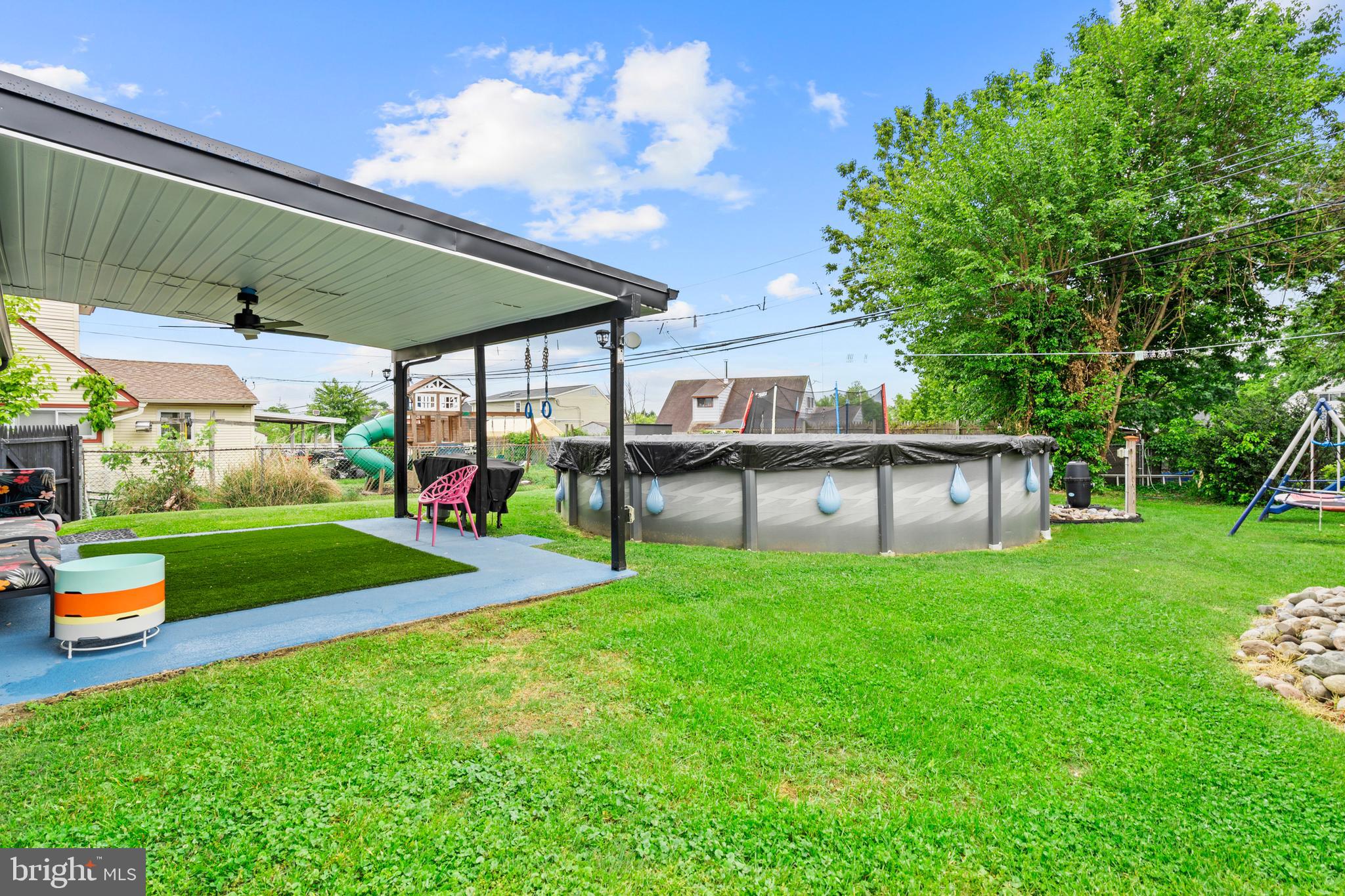 85 BUTTONWOOD LANE