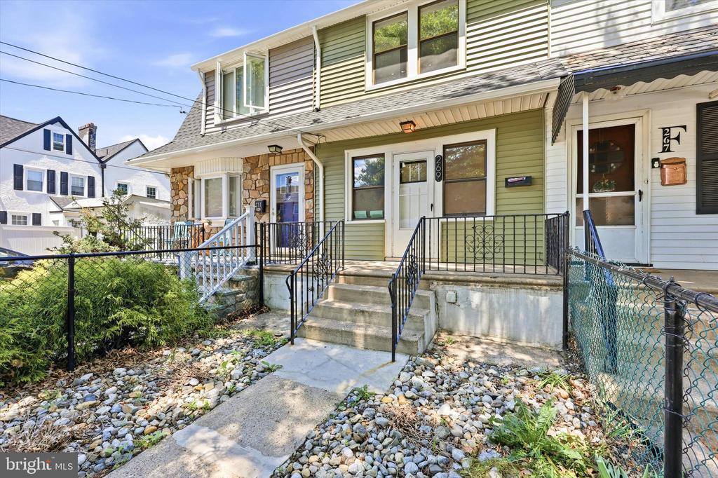 269 MONROE STREET