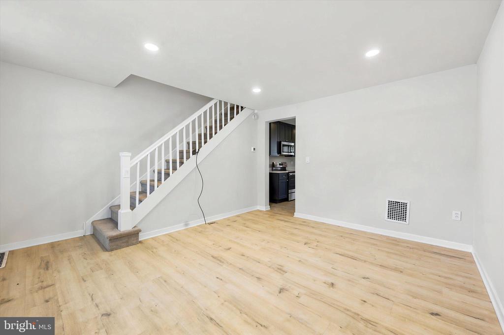 269 MONROE STREET