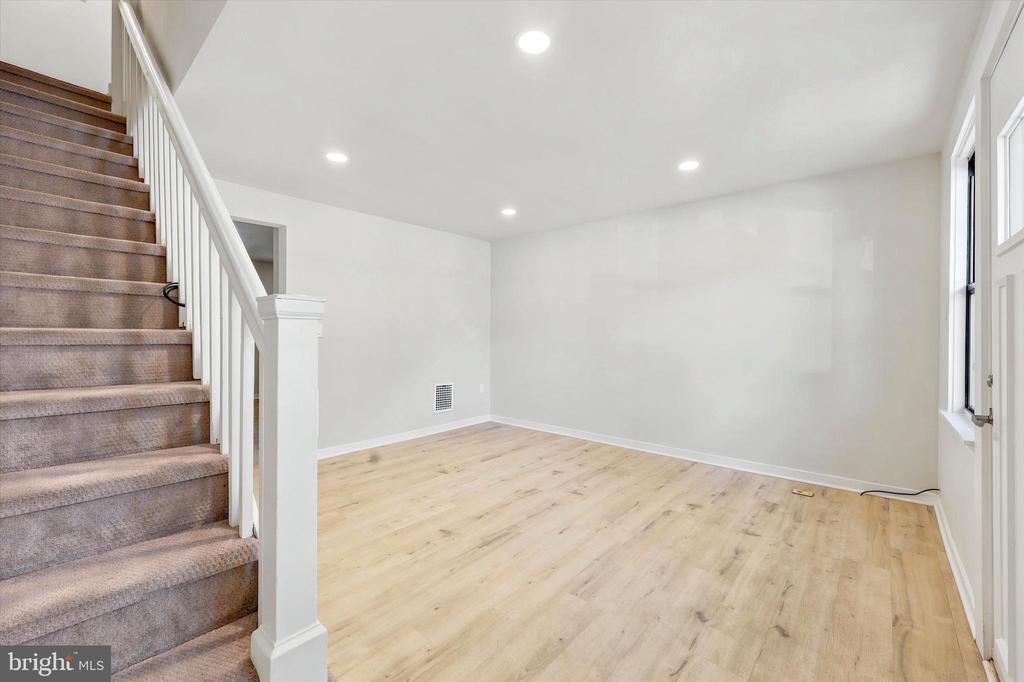 269 MONROE STREET