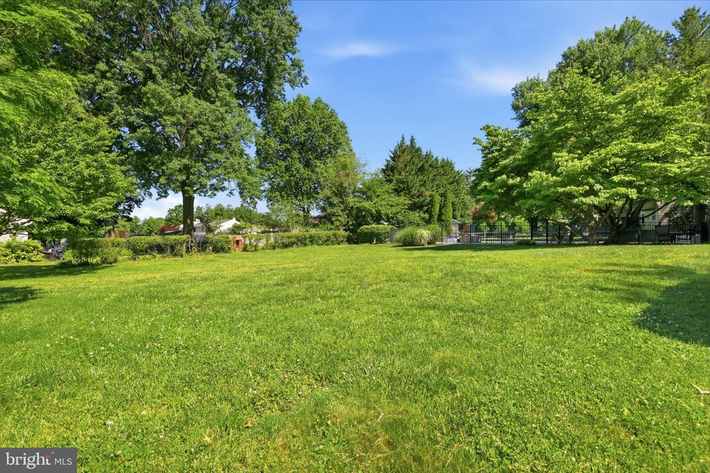 10 PHEASANT DRIVE