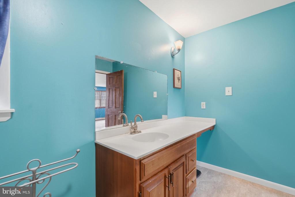 290 PHEASANT RUN