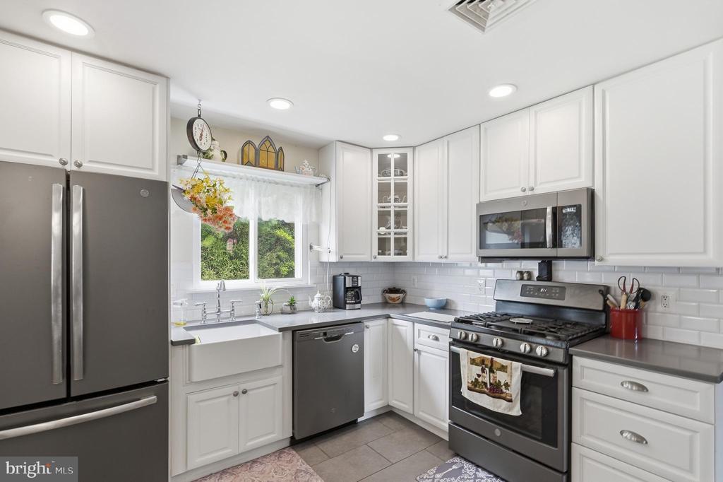 290 PHEASANT RUN