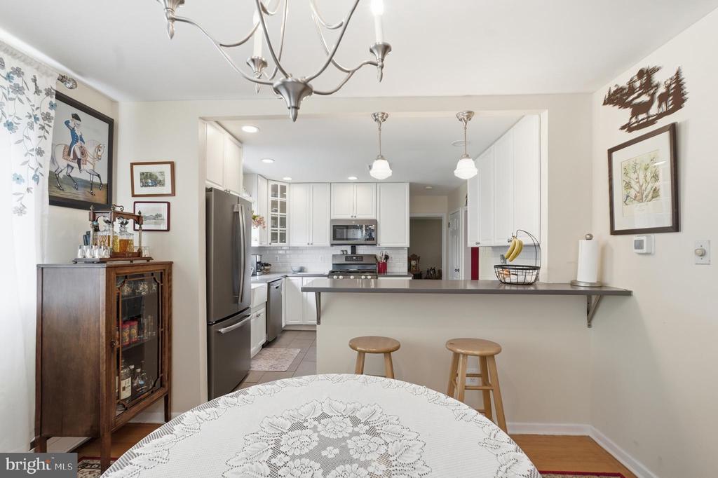 290 PHEASANT RUN