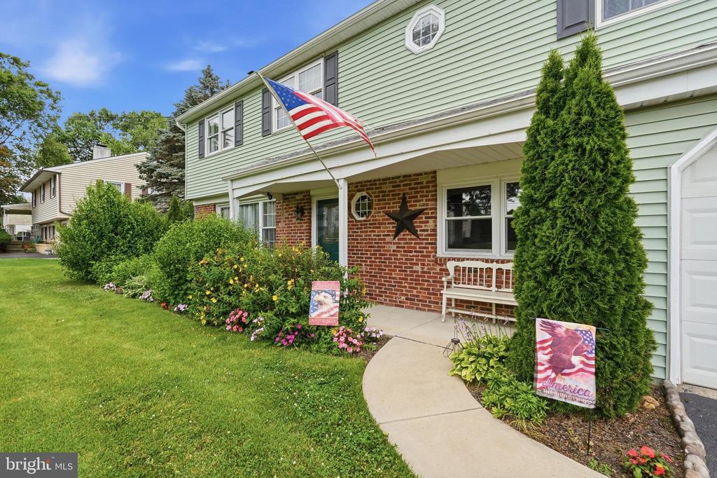 290 PHEASANT RUN