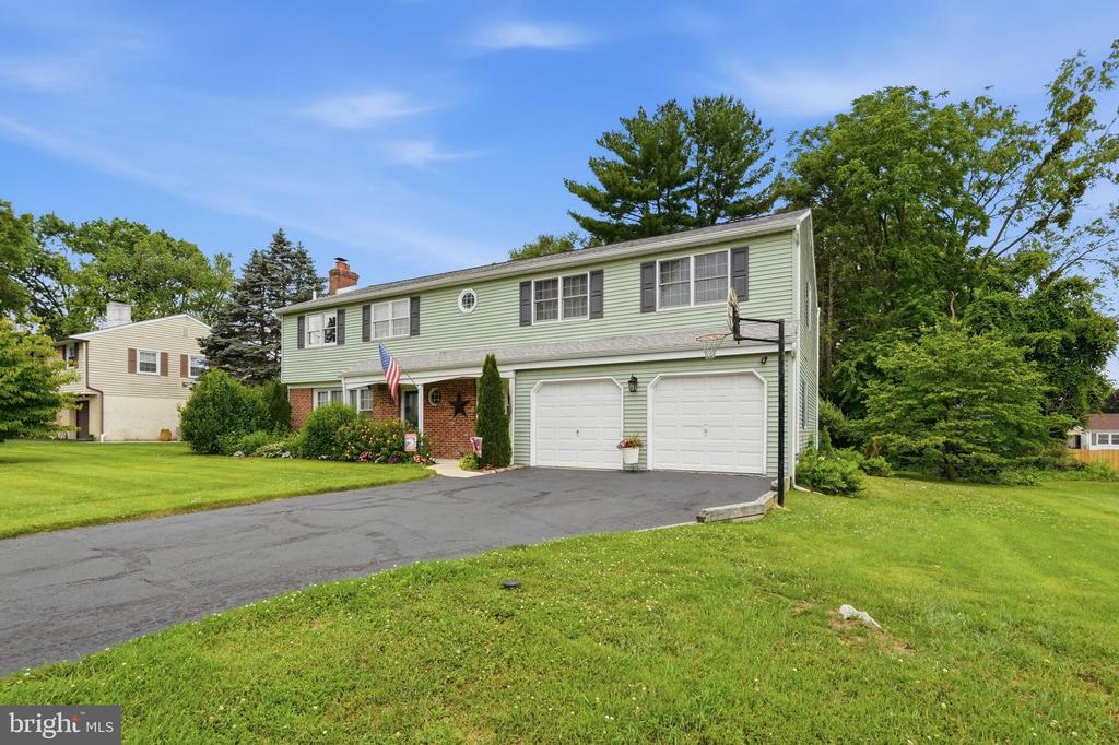 290 PHEASANT RUN