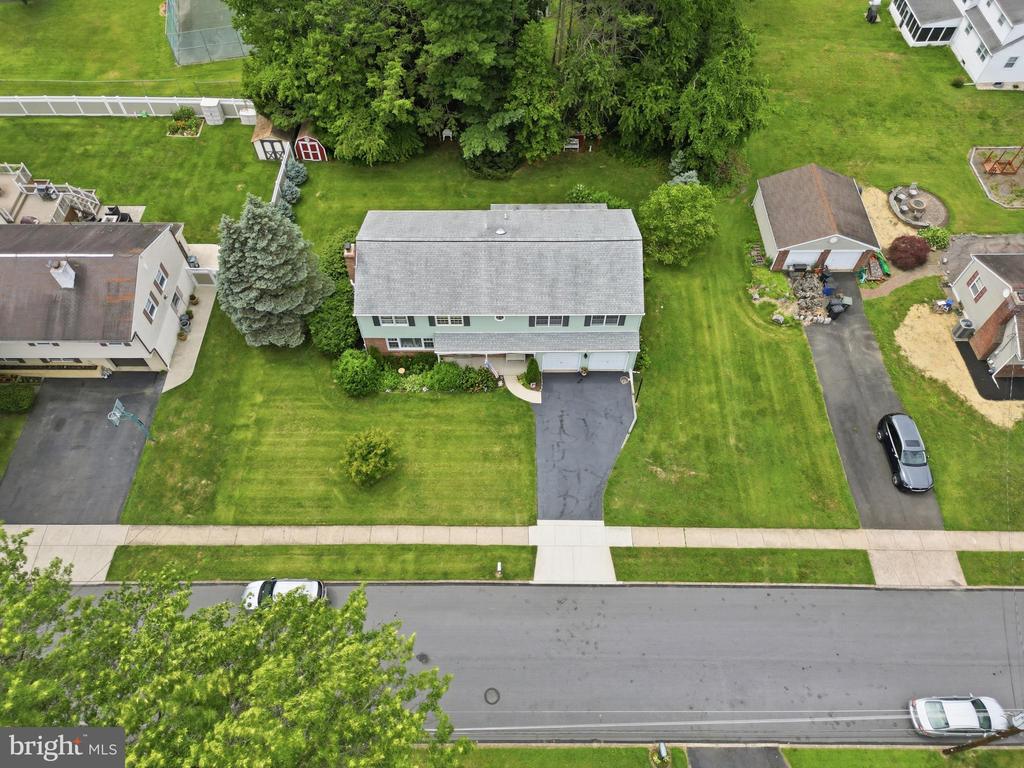 290 PHEASANT RUN