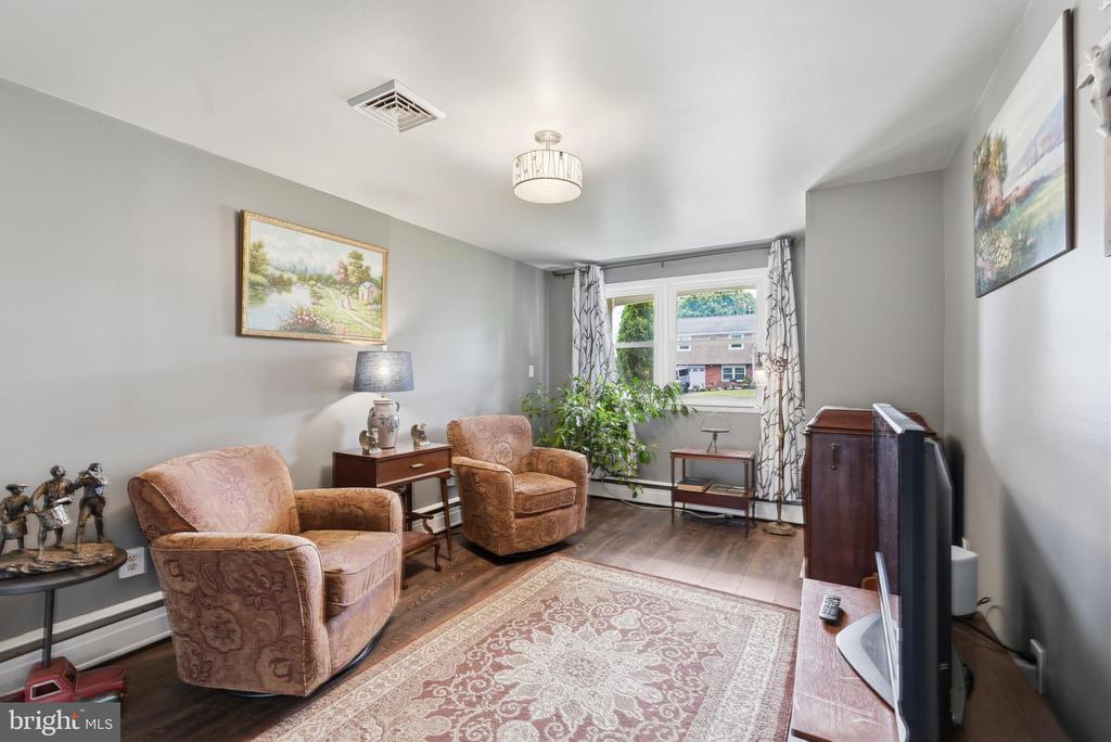 290 PHEASANT RUN