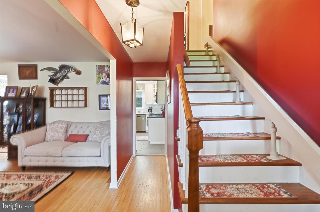 290 PHEASANT RUN