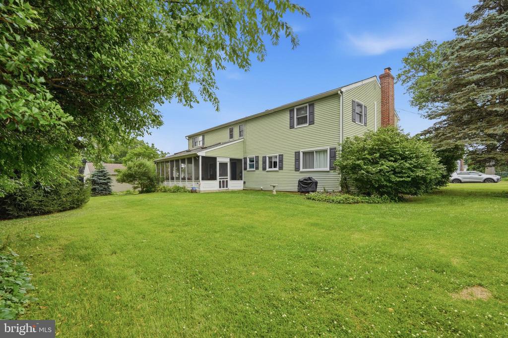 290 PHEASANT RUN