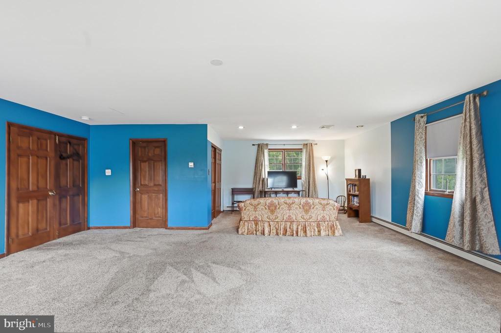 290 PHEASANT RUN