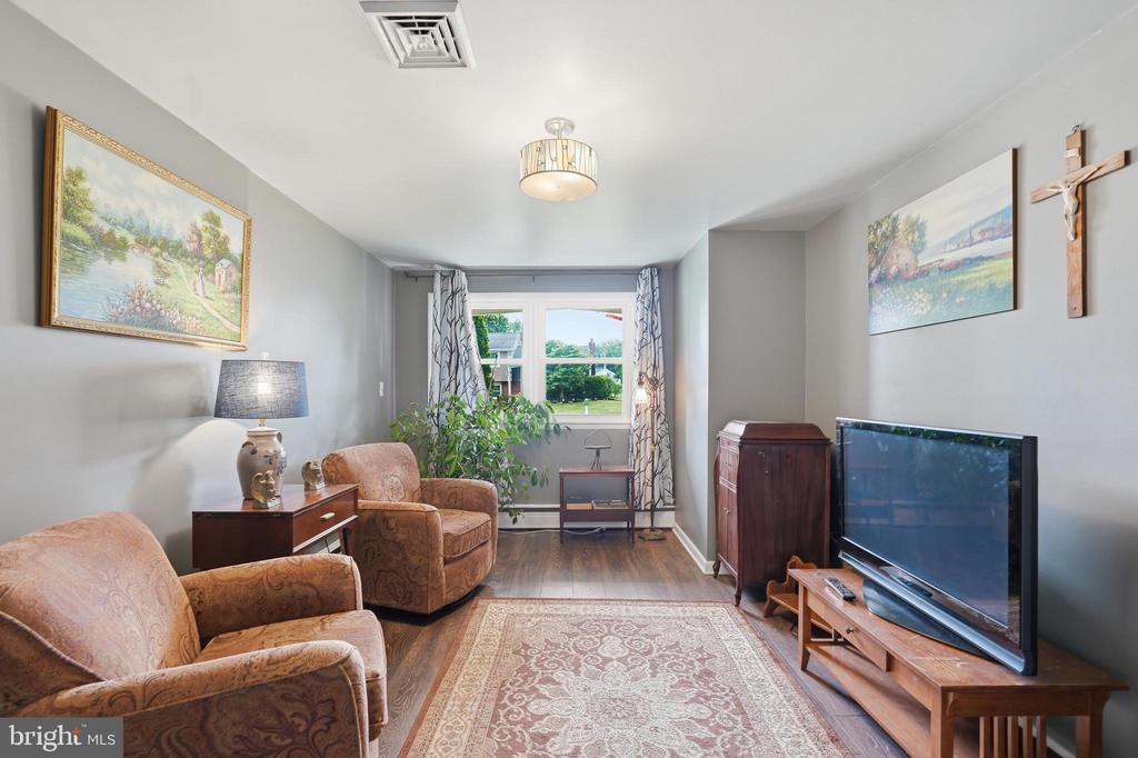 290 PHEASANT RUN