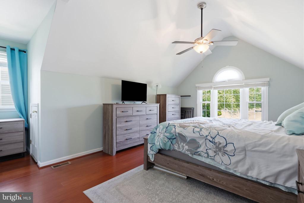 469 STANFORD ROAD