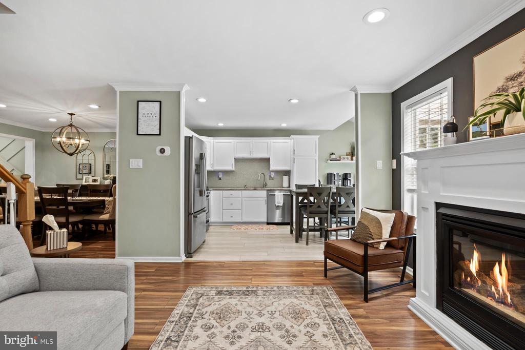 25 SPARROW WALK