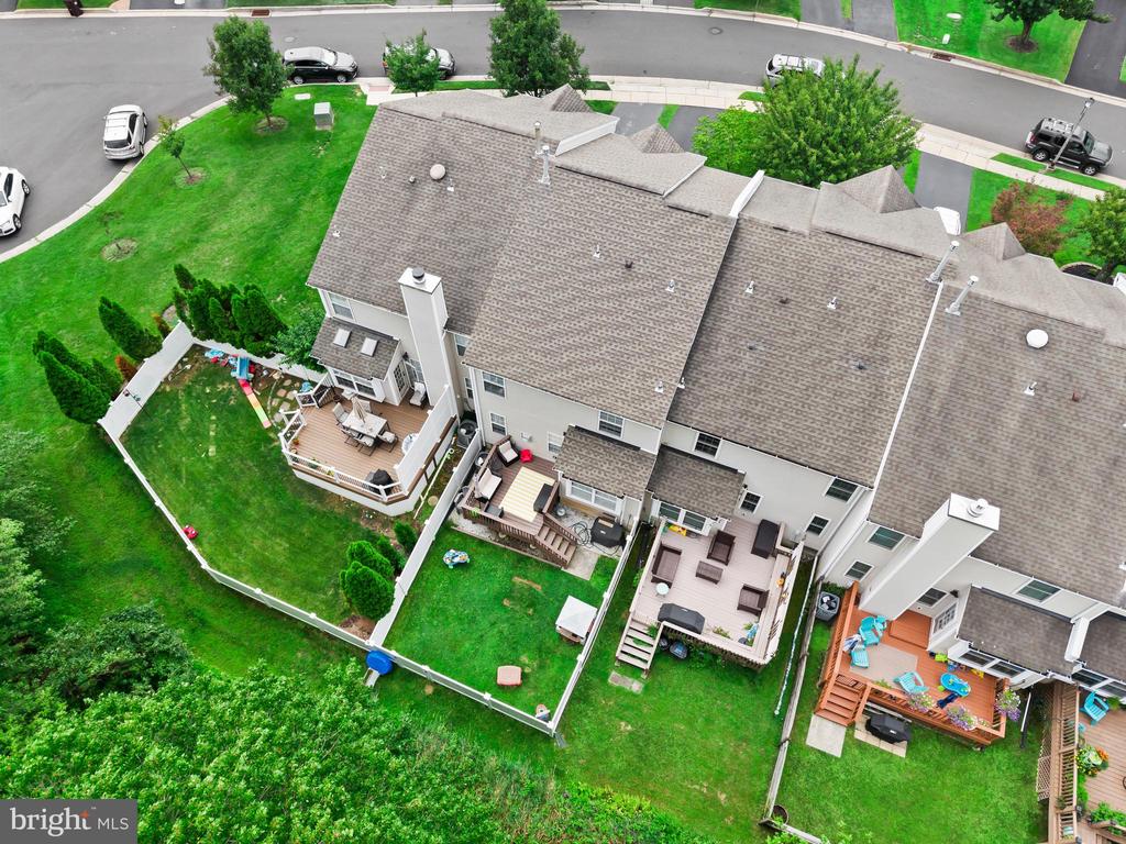 25 SPARROW WALK