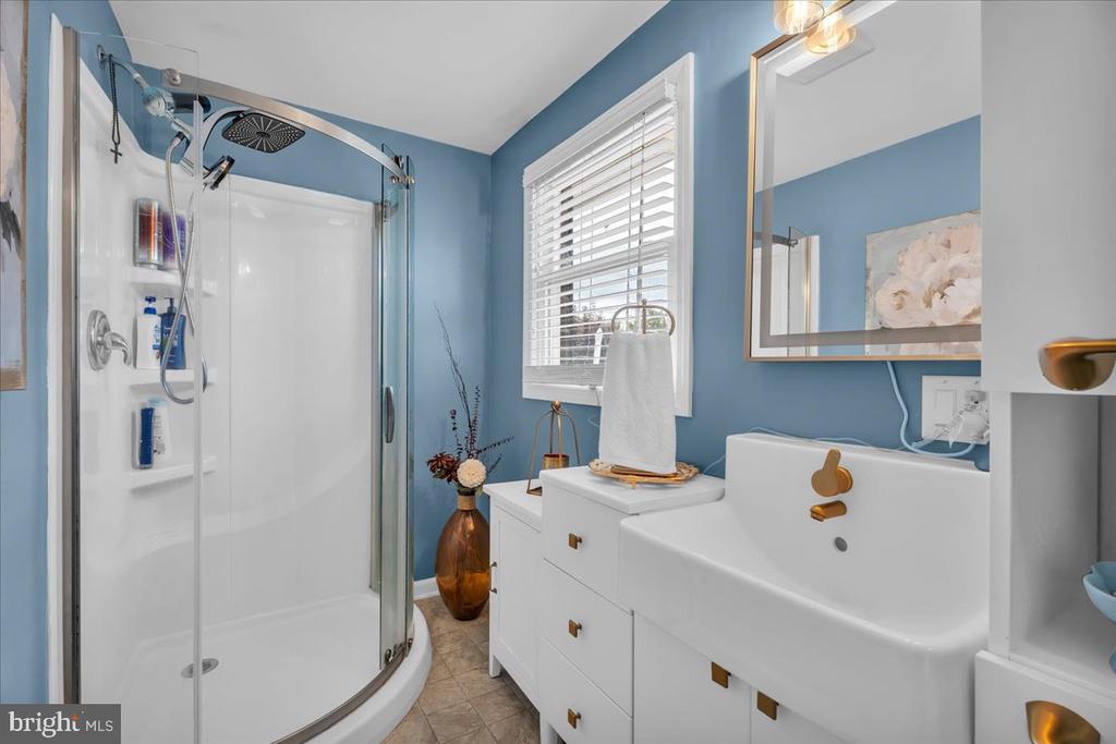 1543 WHEATFIELD LANE