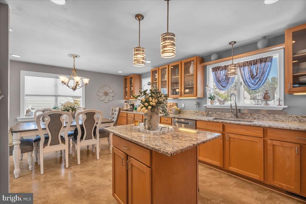 1543 WHEATFIELD LANE