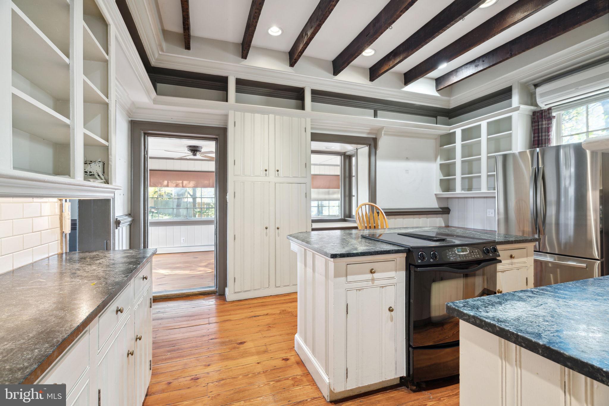 162 Sheehan Rd