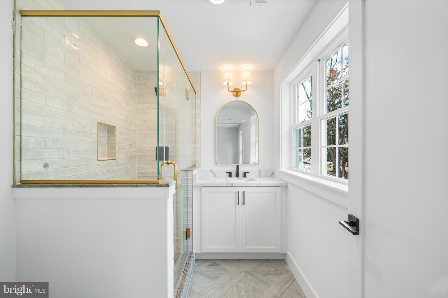 105 Vincent Rd
