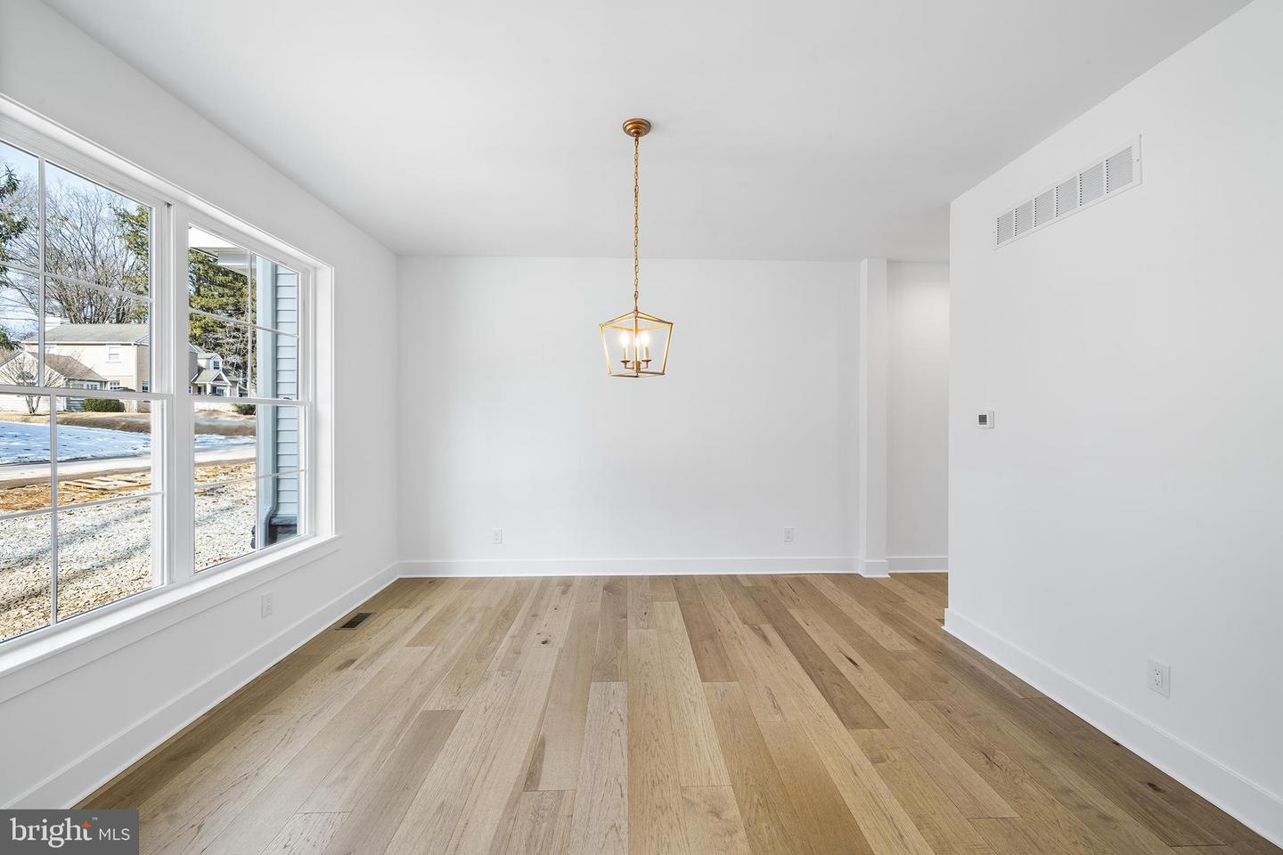 105 Vincent Rd