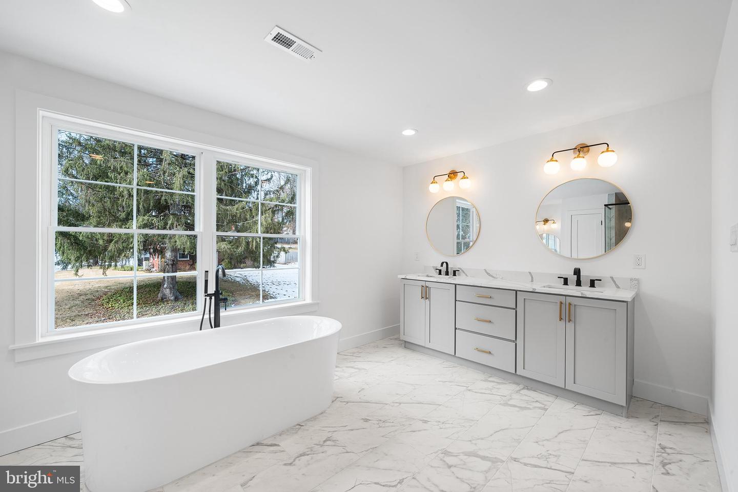 107 Vincent Rd #Lot 2