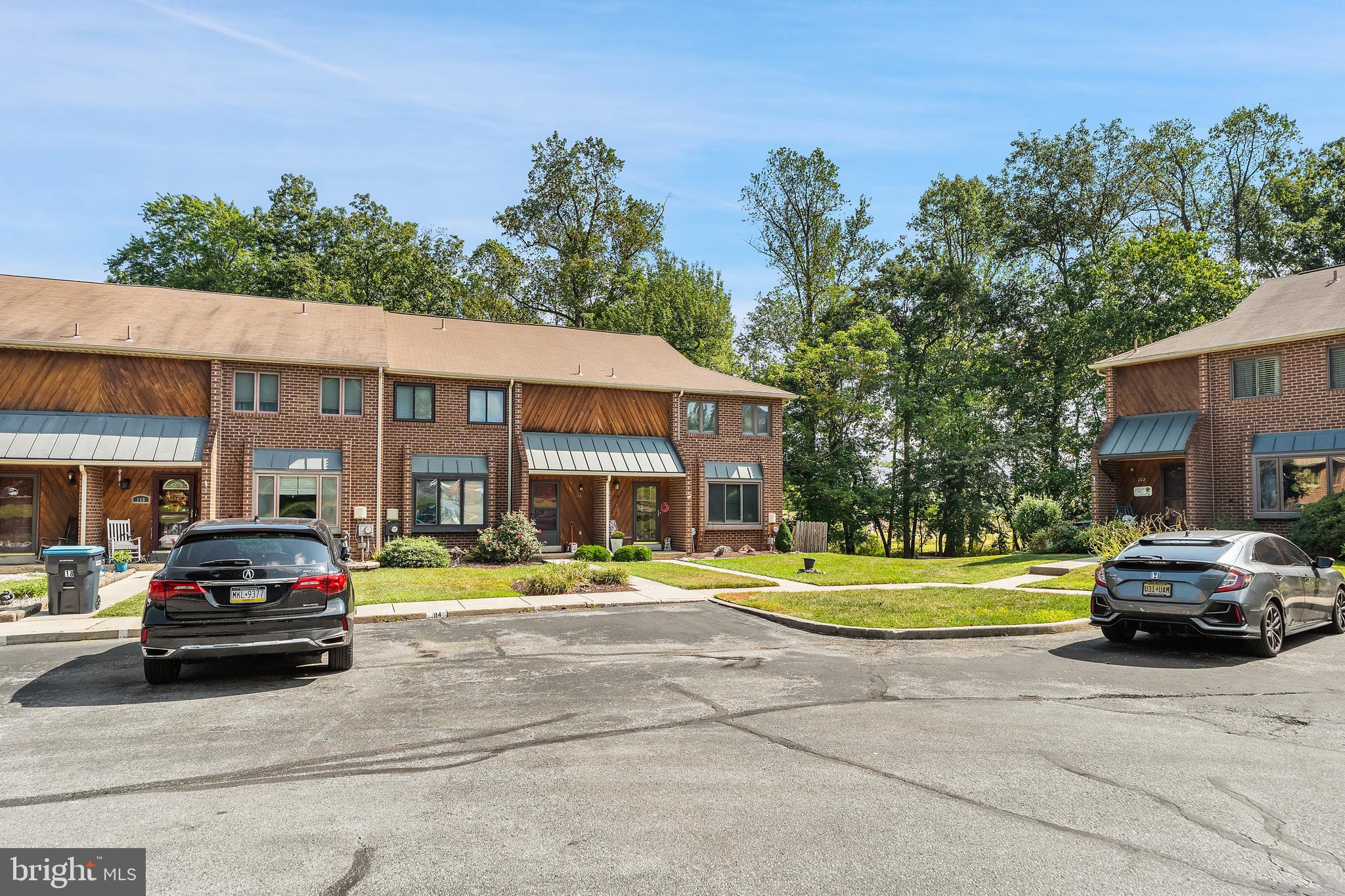 114 NEYLAND COURT