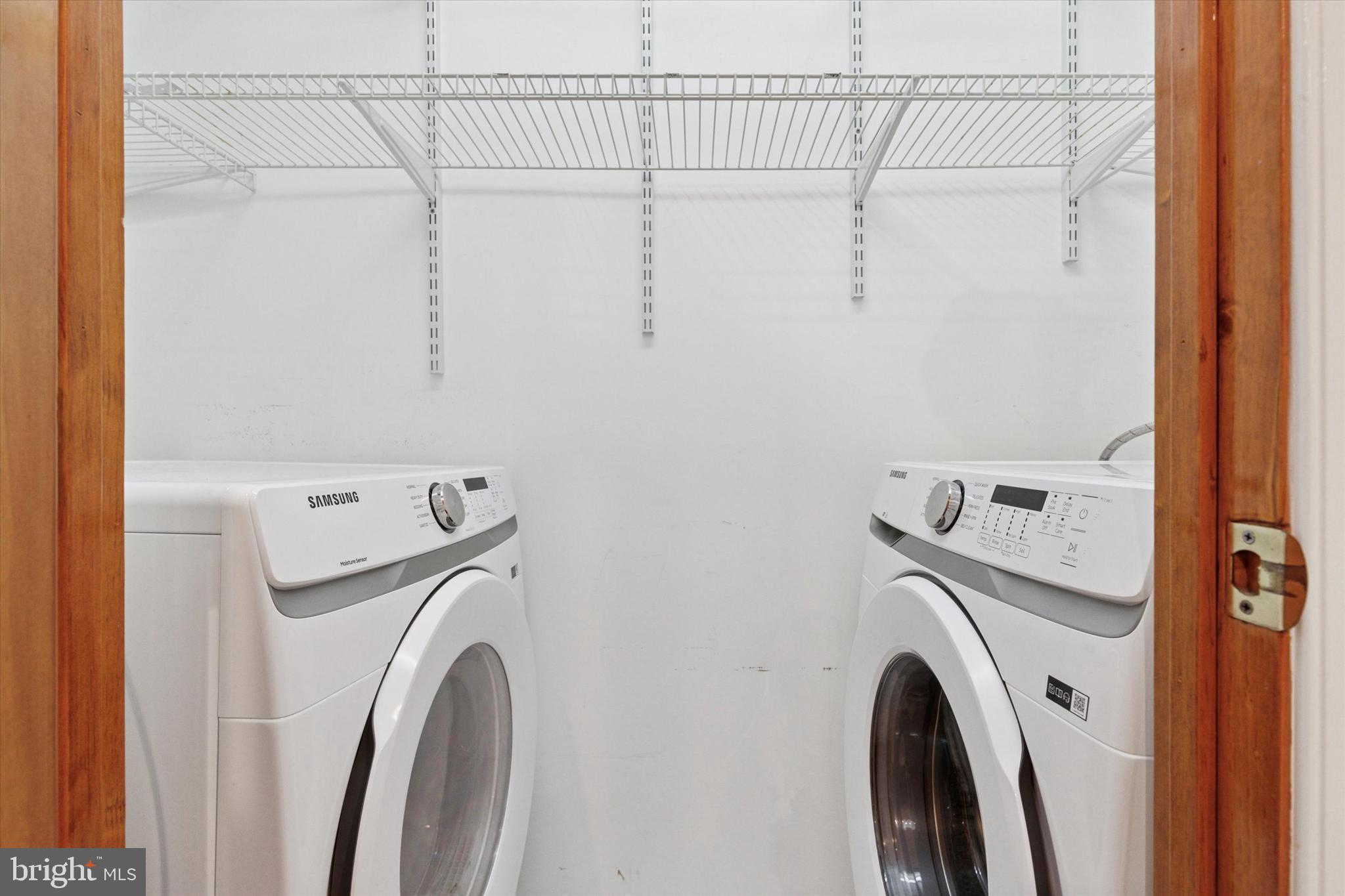 1209 THISTLEWOOD LANE