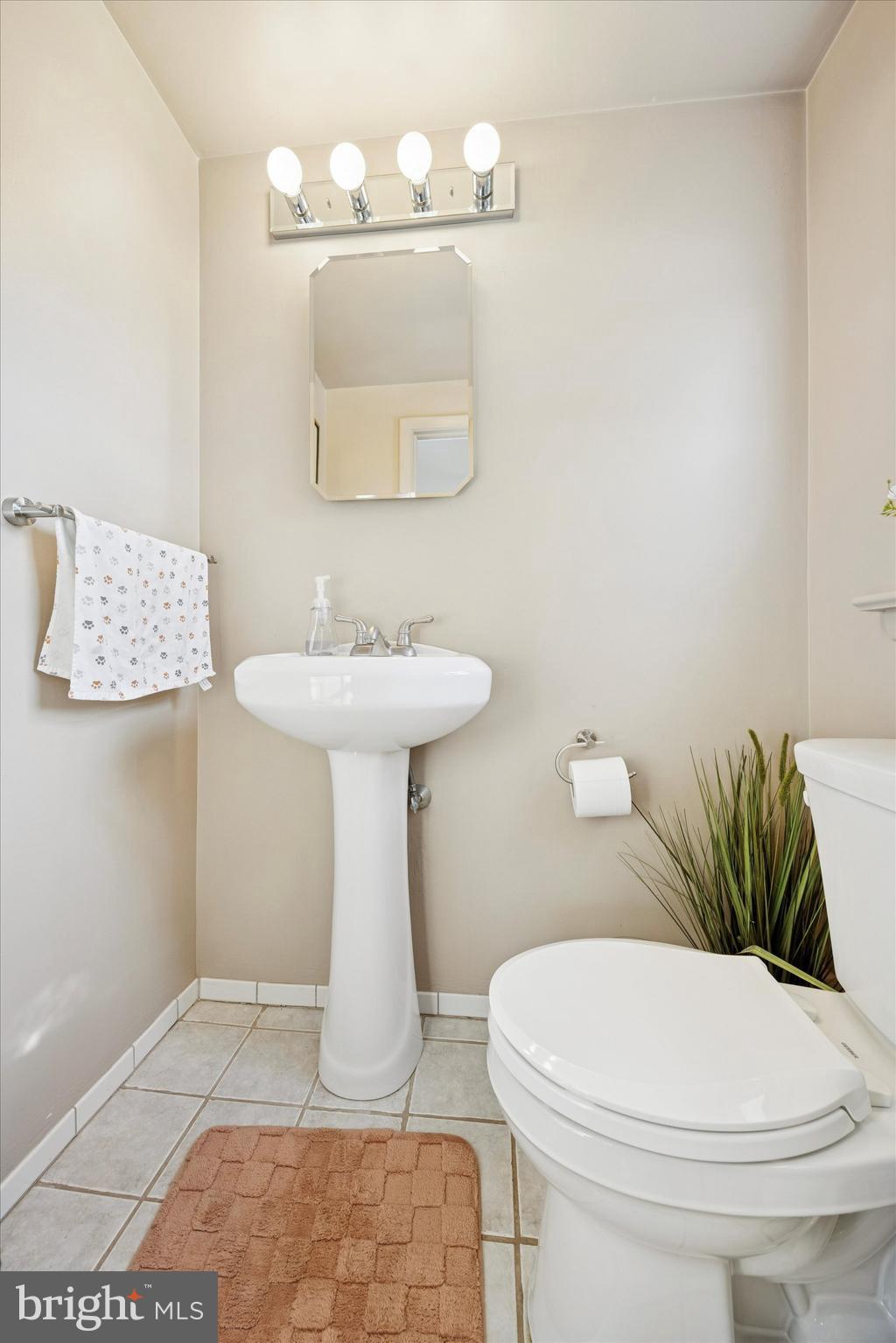 850 S MATLACK STREET