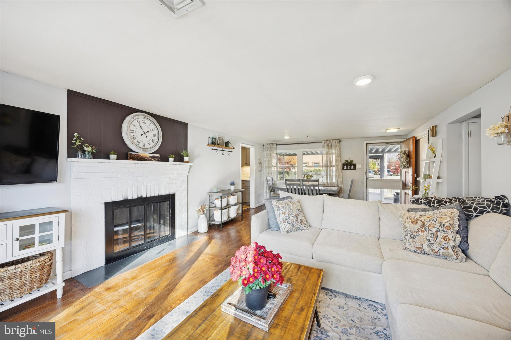 850 S MATLACK STREET