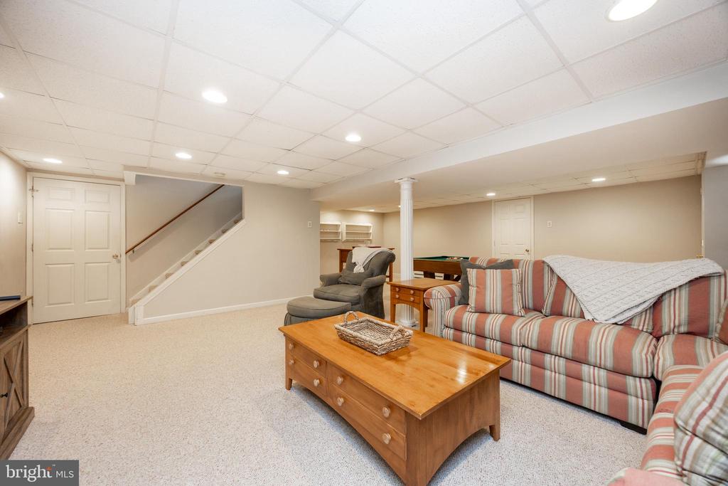 108 WOODED ACRES LANE