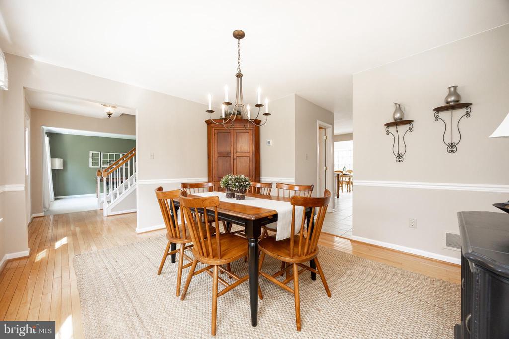 108 WOODED ACRES LANE