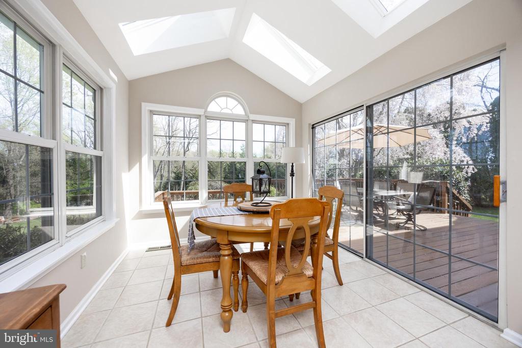 108 WOODED ACRES LANE
