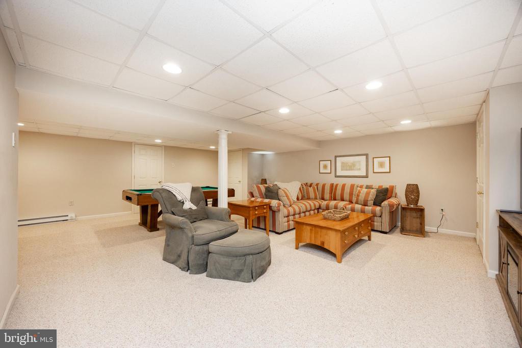 108 WOODED ACRES LANE