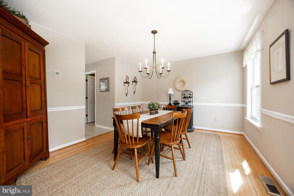 108 WOODED ACRES LANE