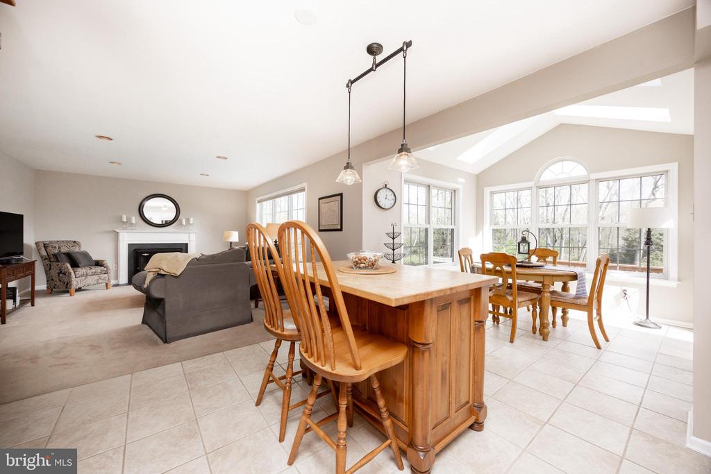108 WOODED ACRES LANE