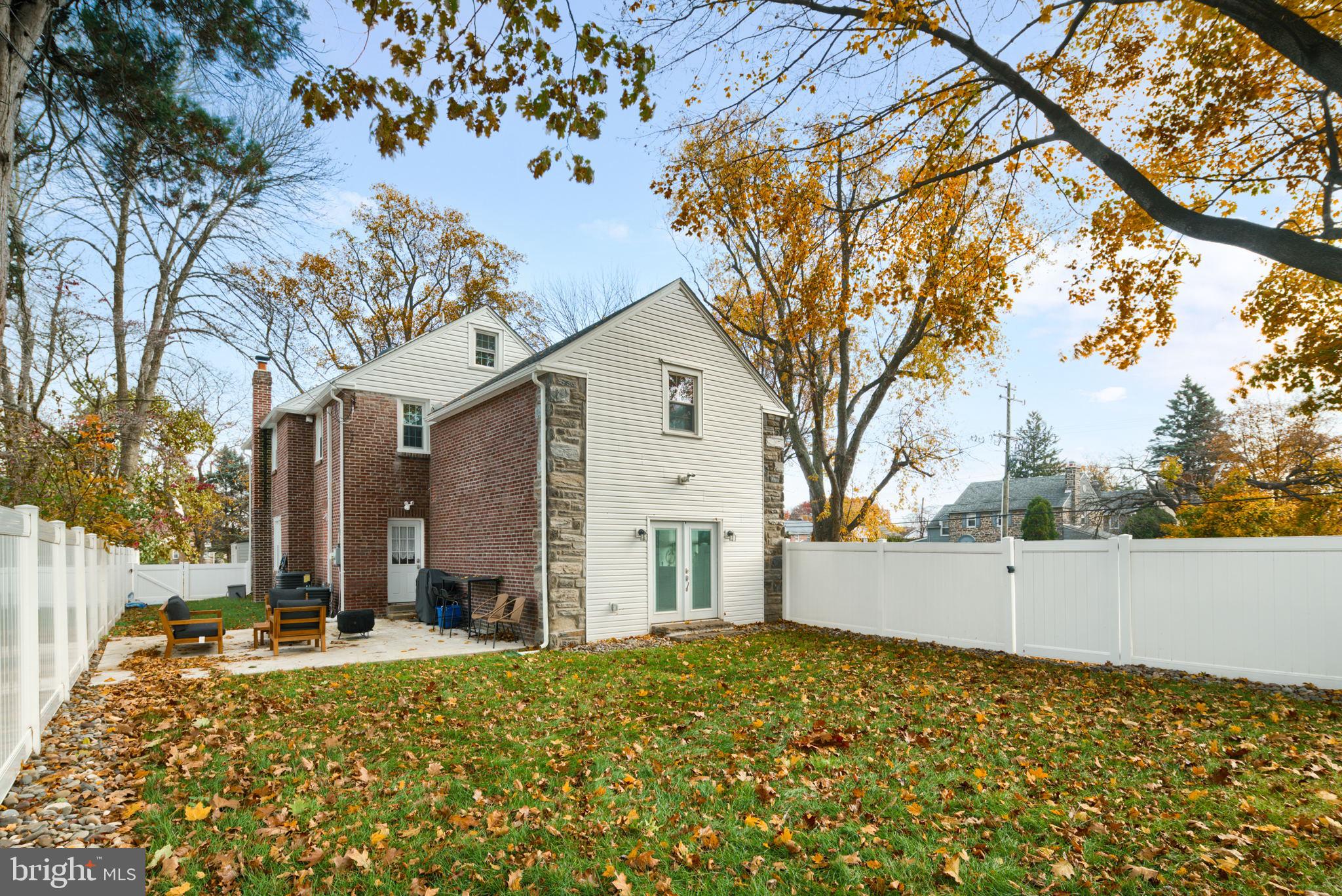 2 N CONCORD AVENUE