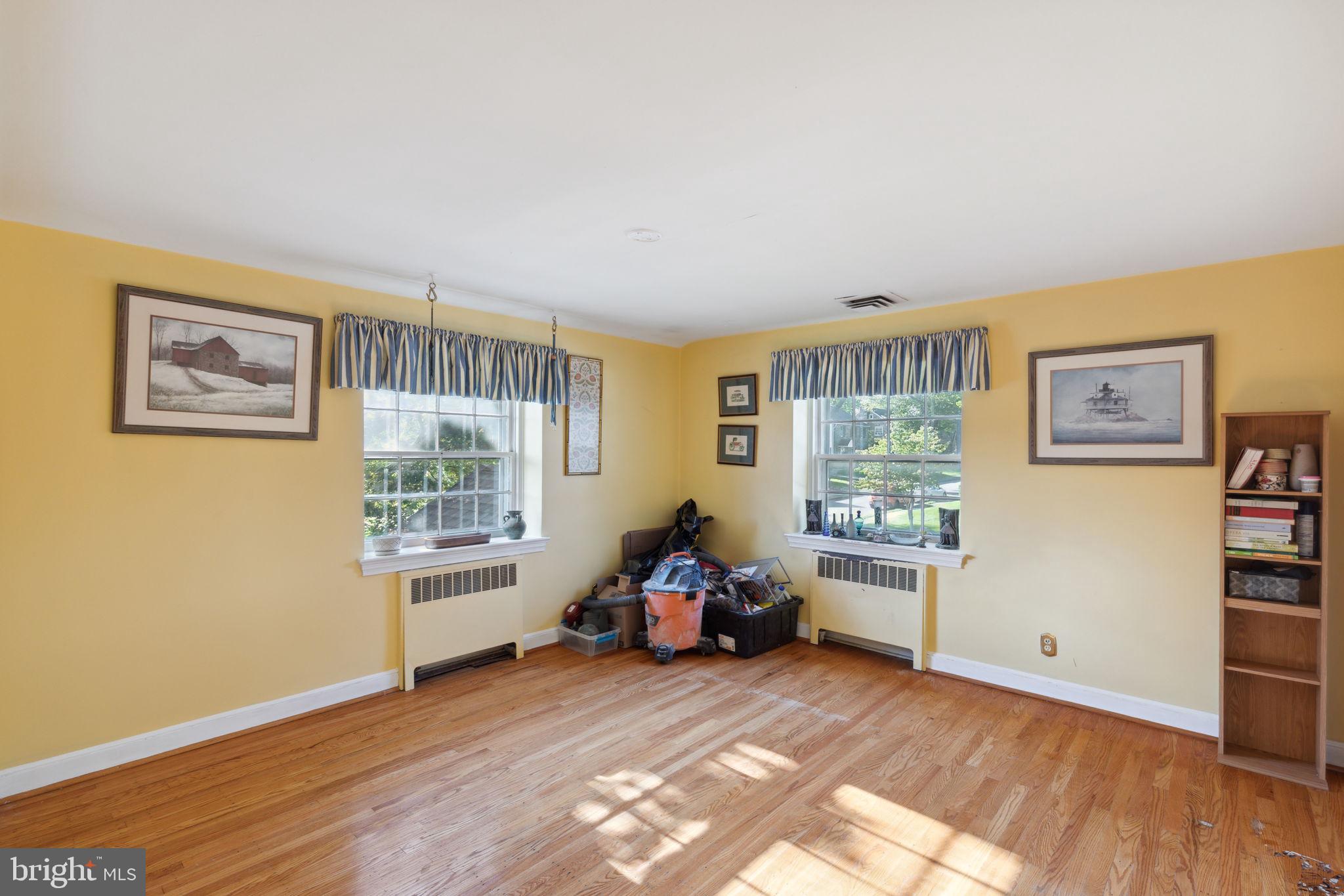 1115 Ormond Ave