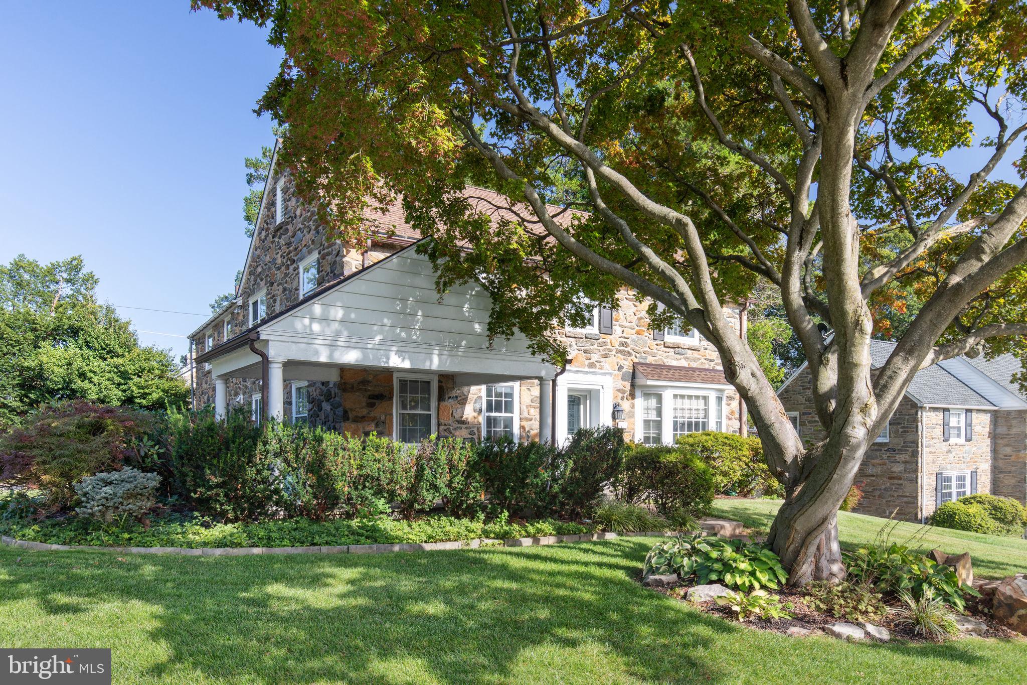 1115 Ormond Ave