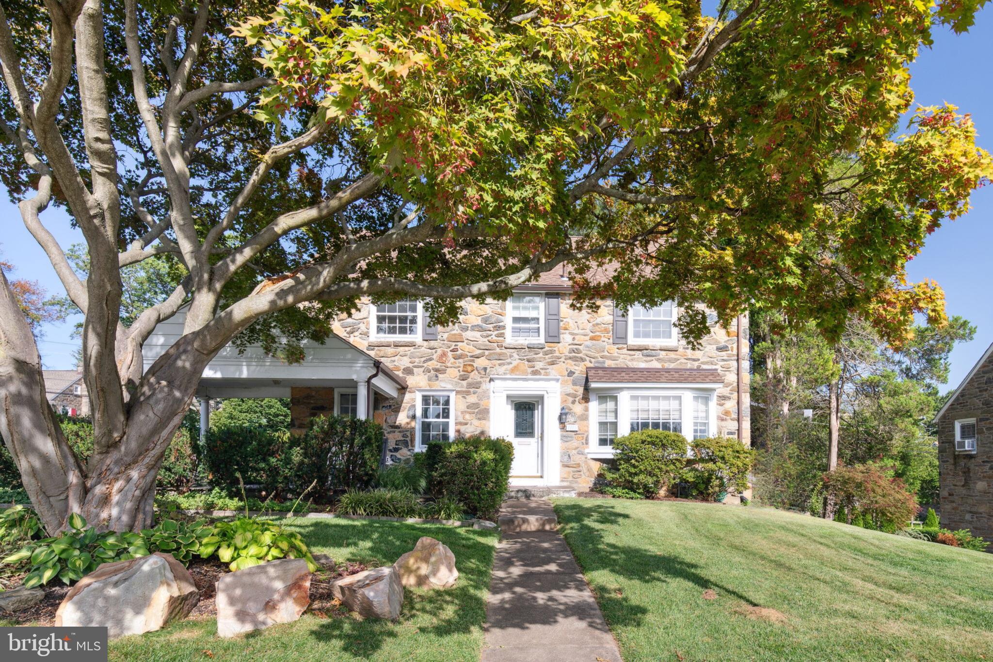 1115 Ormond Ave