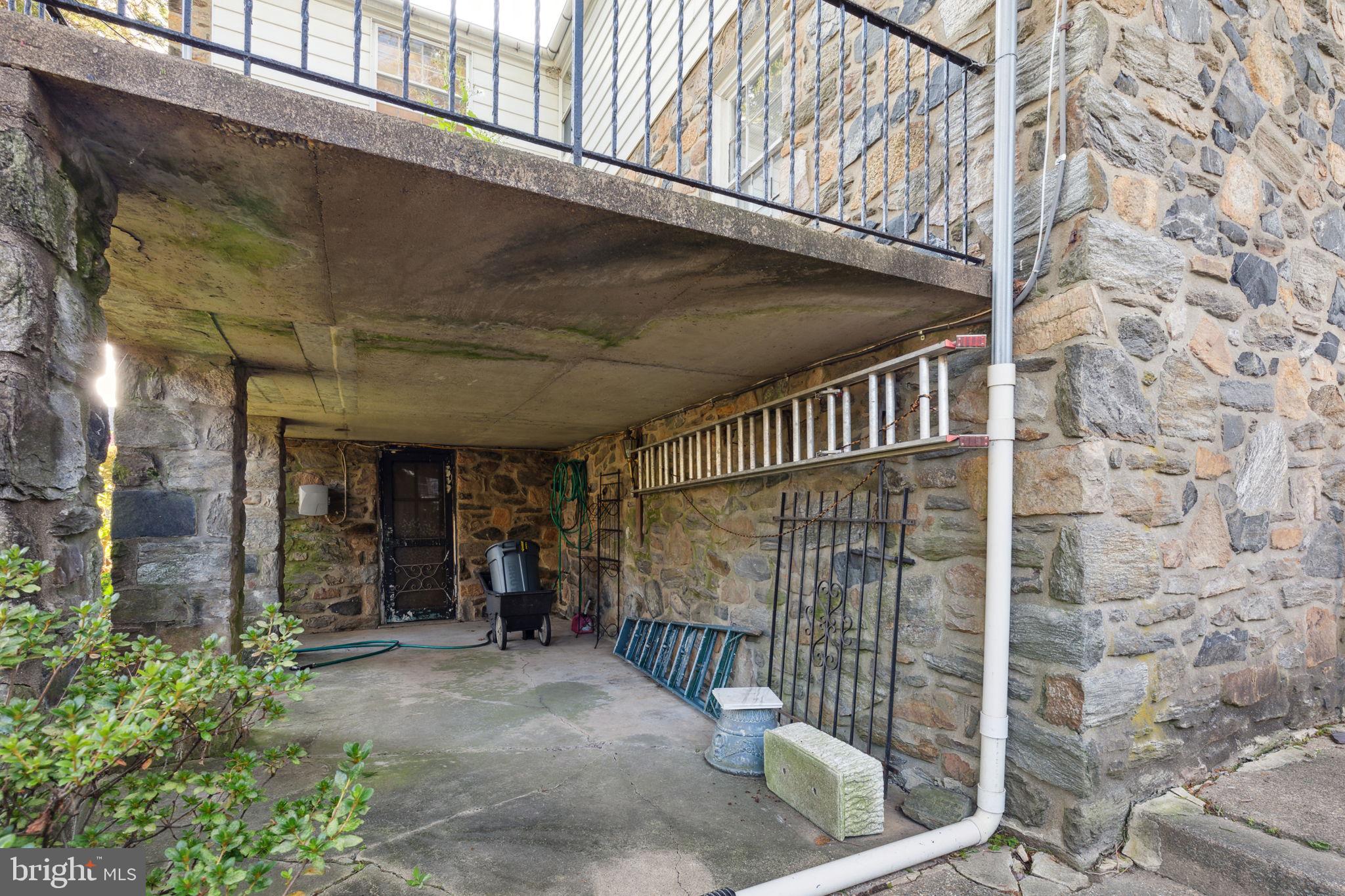 1115 Ormond Ave
