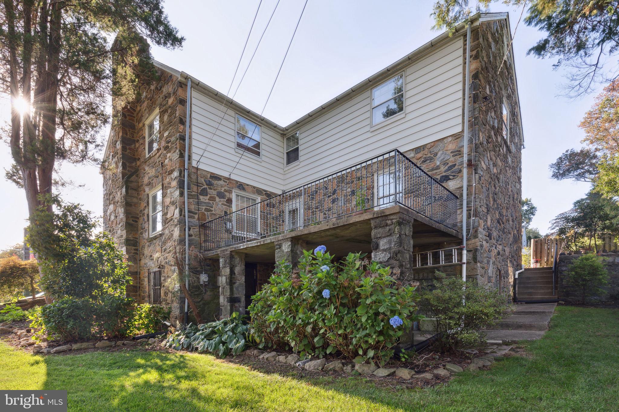 1115 Ormond Ave