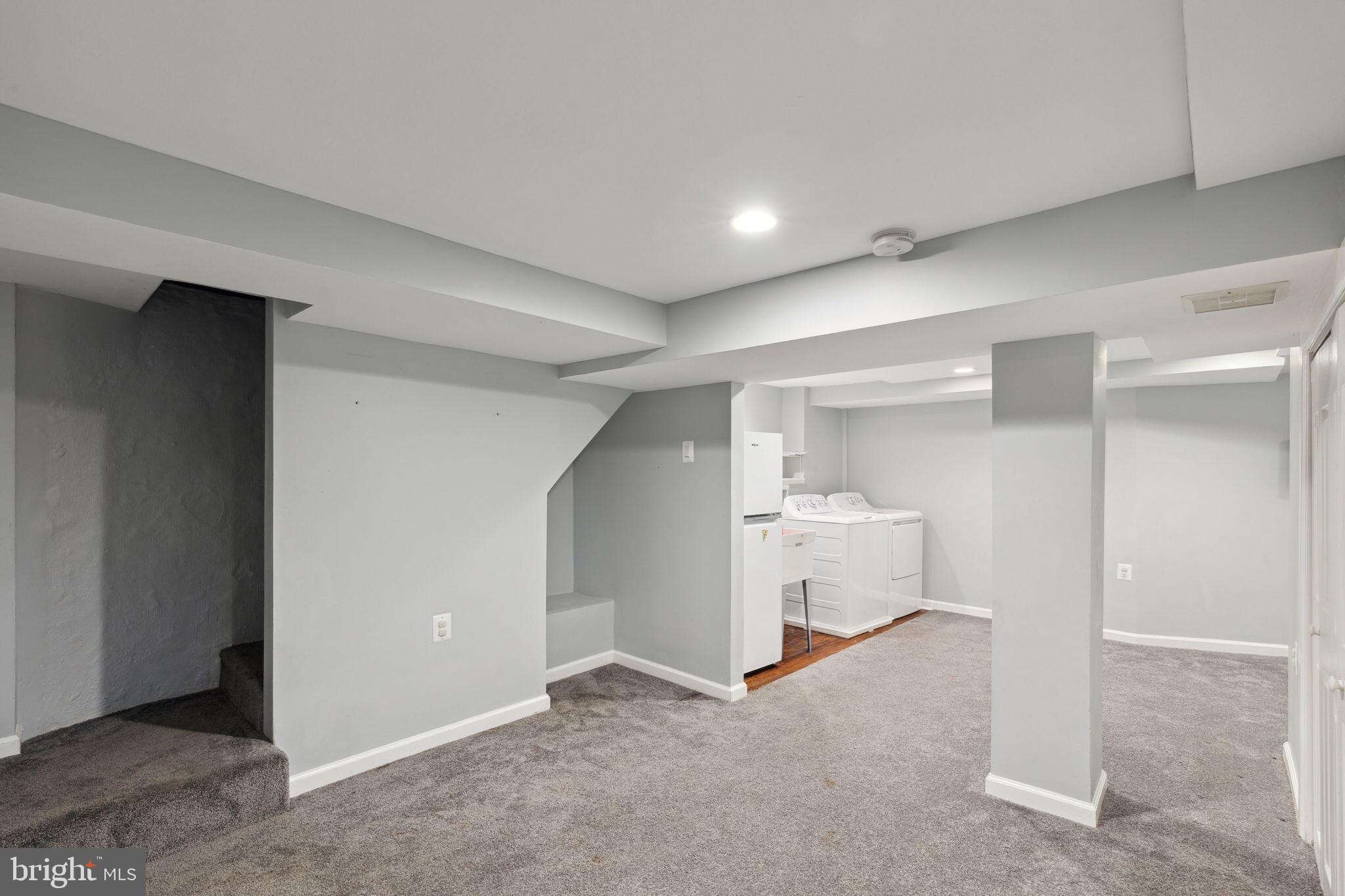 390 Grange Rd